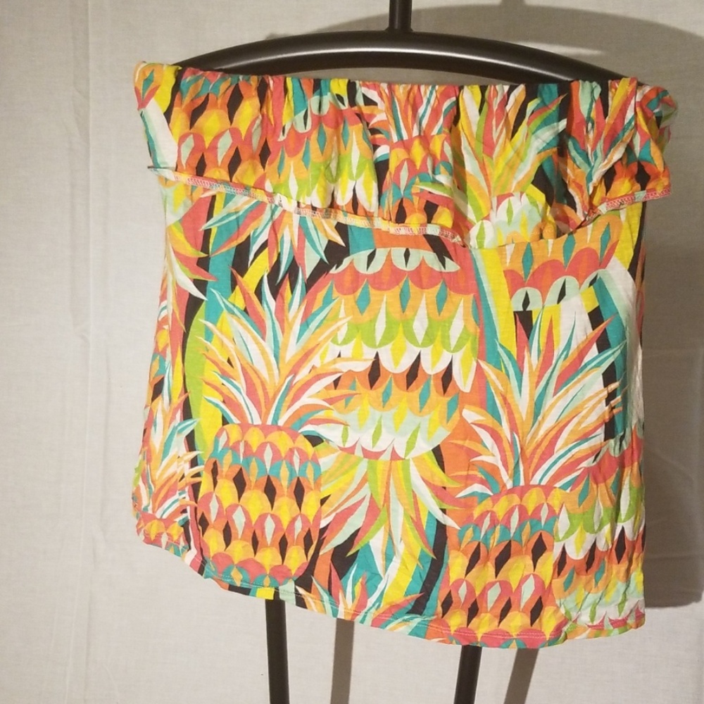 Crown & Ivy Tube Top